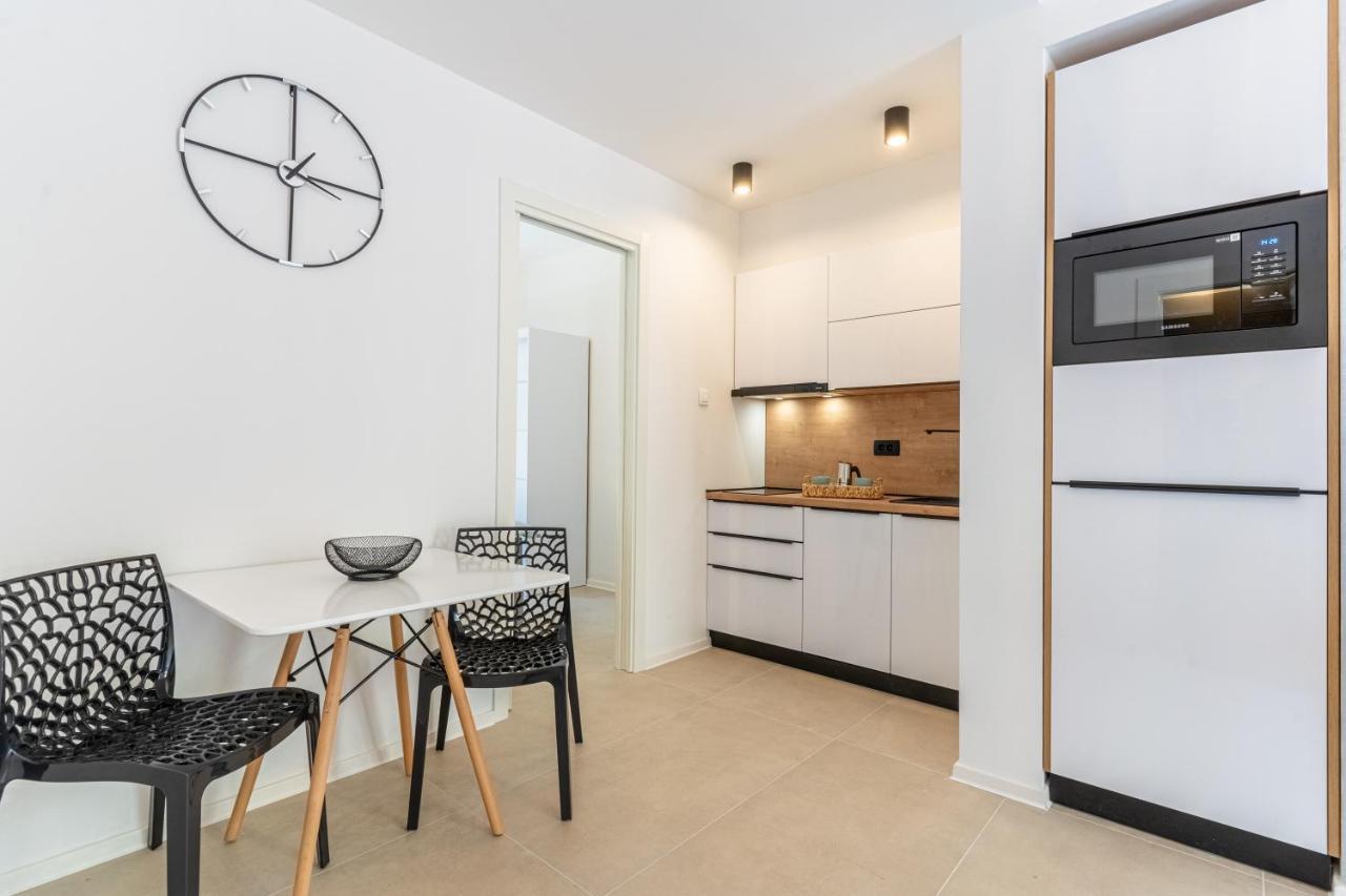 Apartments Ivanka Крес Екстериор снимка